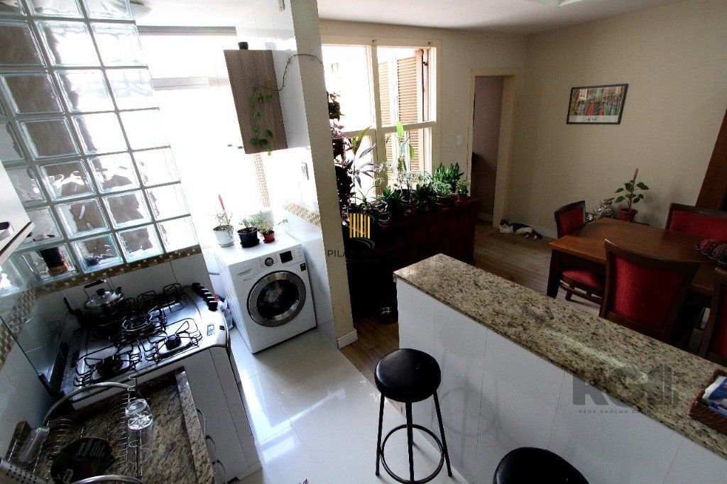 Apartamento 2 dormitórios no bairro Floresta