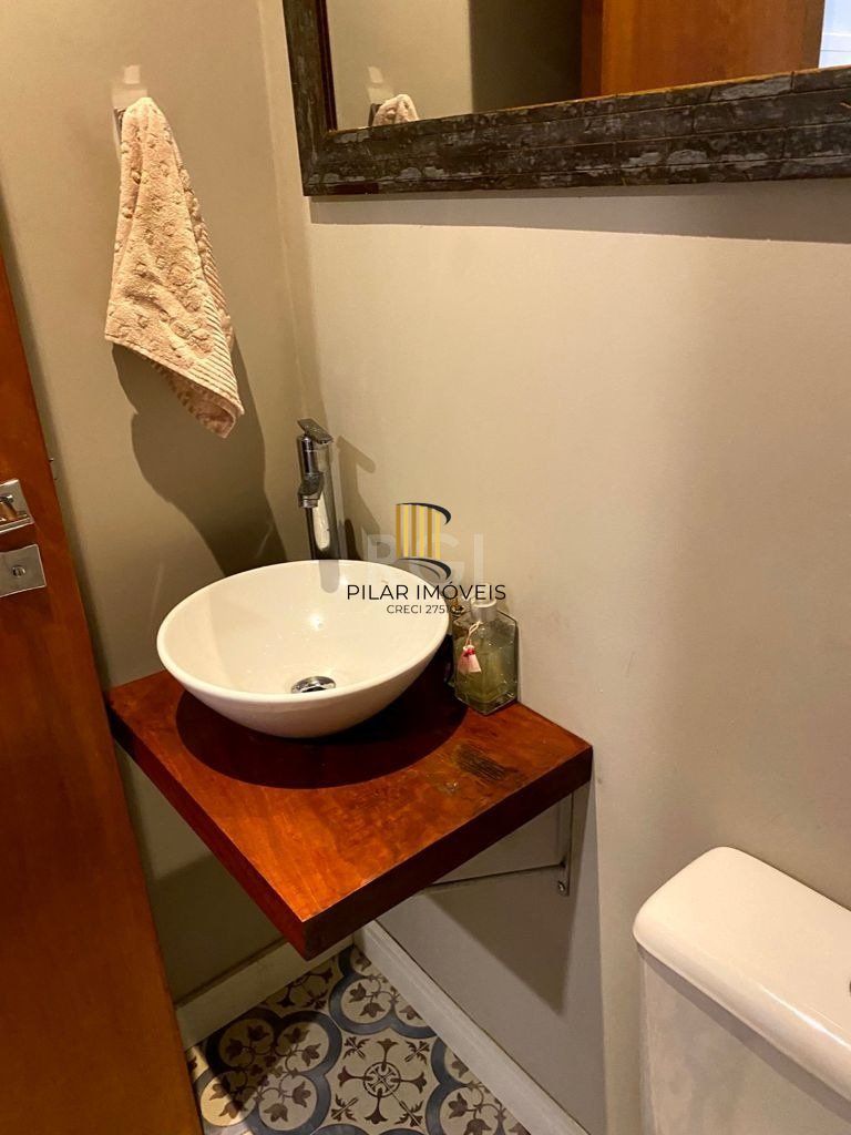 Casa Condominio para Venda - 137m², 3 dormitórios, sendo 1 suites, 3 vagas - Tristeza