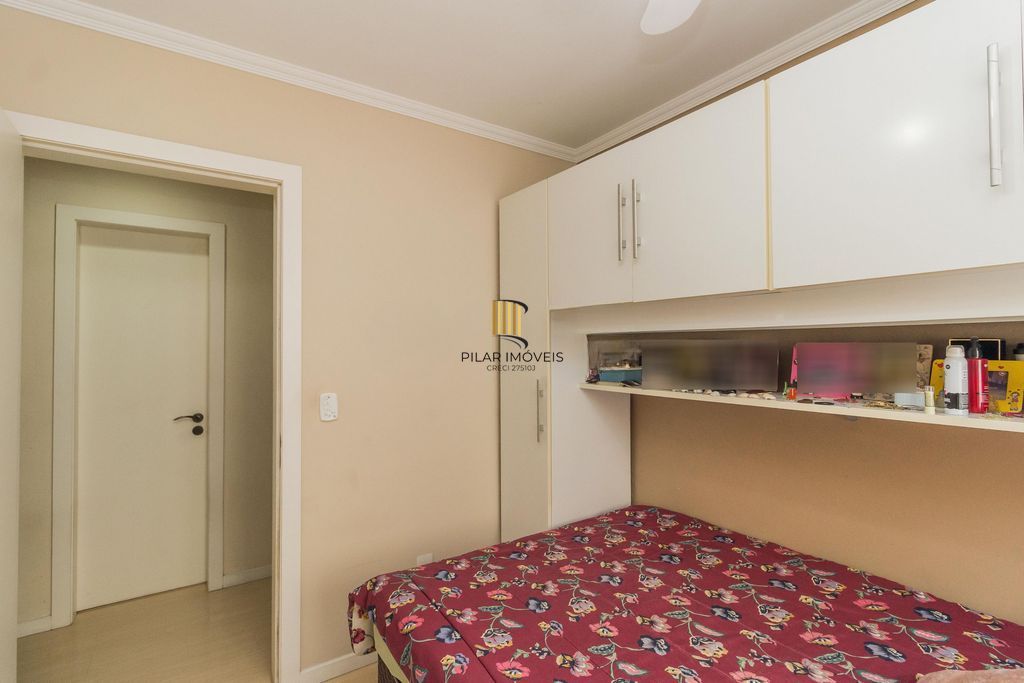 Apartamento de 3 dormitórios no bairro Jardim Itu Sabará - Porto Alegre