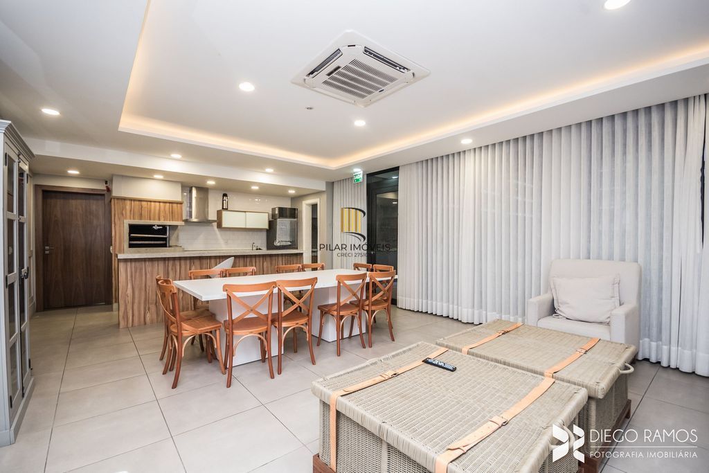 Apartamento 58m², 2 dormitórios, 2 vagas no bairro Jardim do Salso