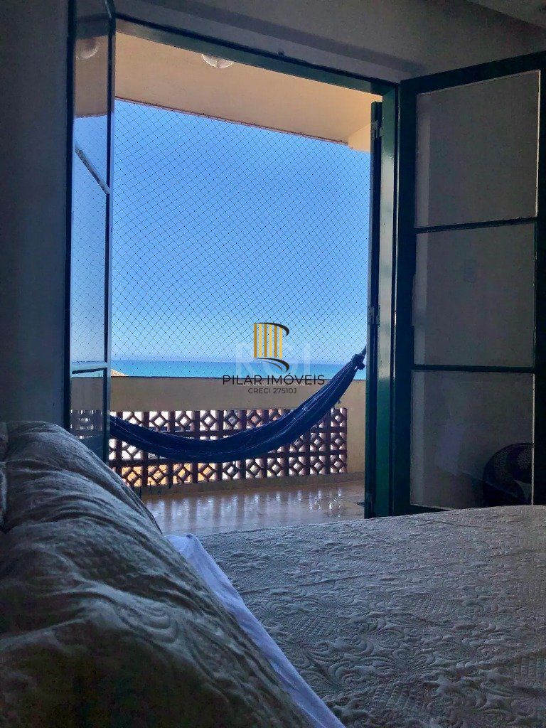 105m²  3 dormitórios  1 suites  1 vaga vista para o mar - Prainha