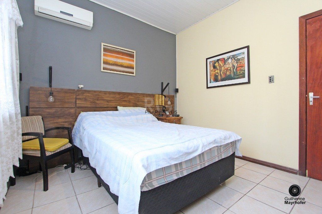 Casa para Venda - 150m², 2 dormitórios, 2 vagas - Nonoai