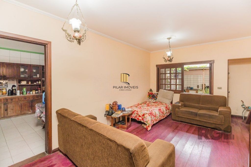 Casa 6 dormitórios no bairro Jardim Floresta - Pilar Imóveis