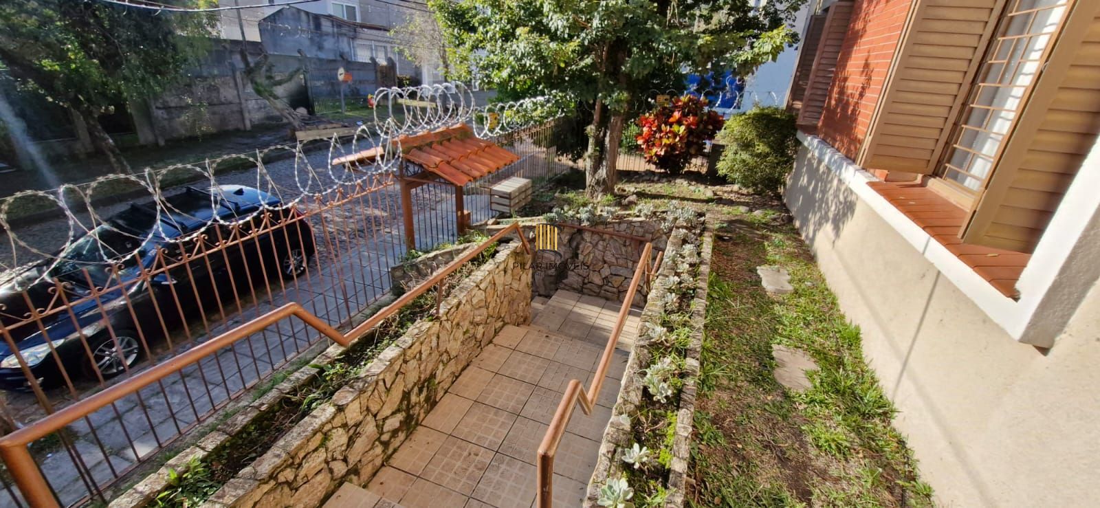 Apartamento de 2 dormitórios reformado no bairro teresopolis