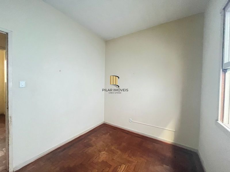 Casa 4 dormitórios no bairro Rio Branco em Porto Alegre para Alugar