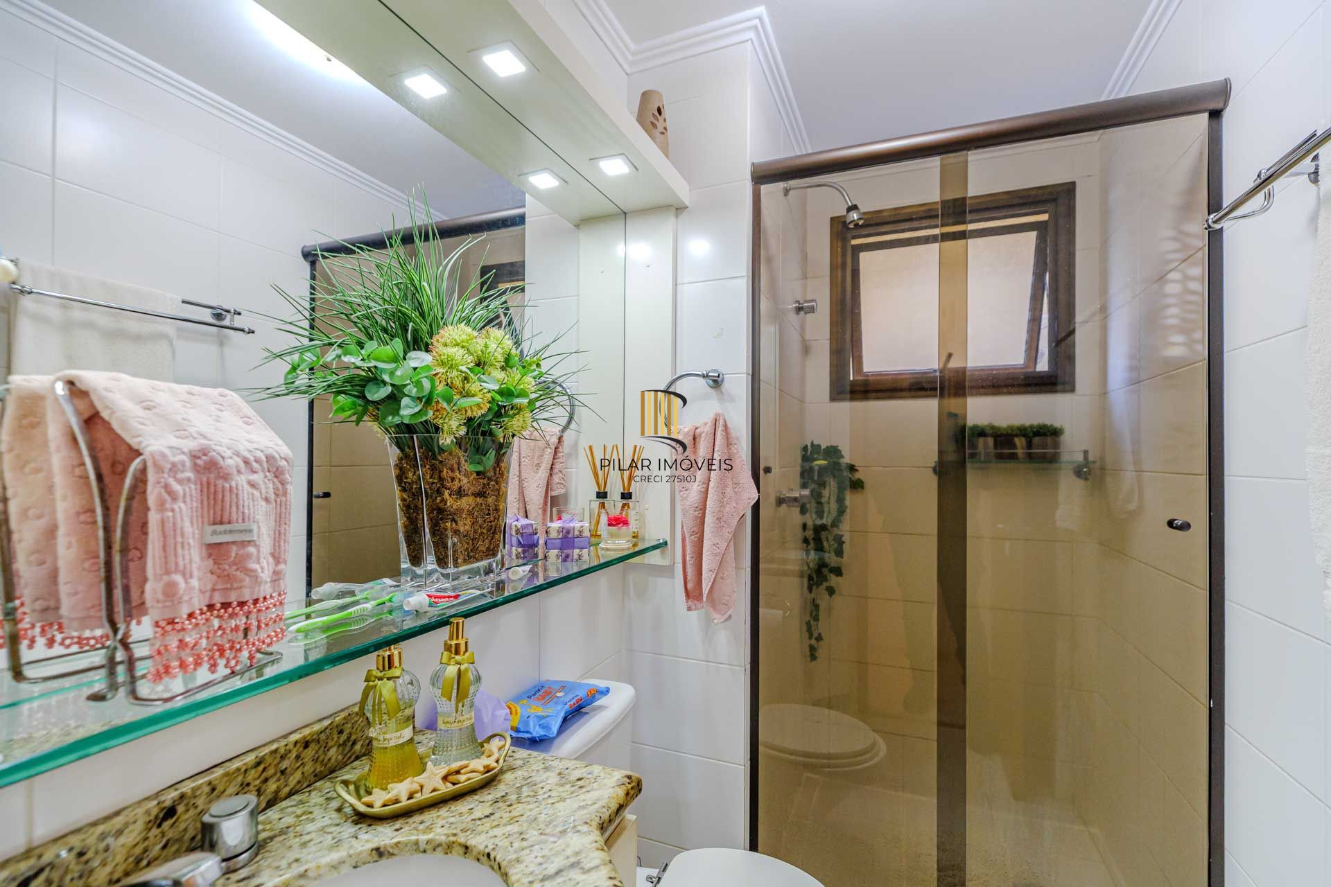 Apartamento para Venda - 93.43m², 3 dormitórios, sendo 1 suites, 1 vagas - Teresópolis