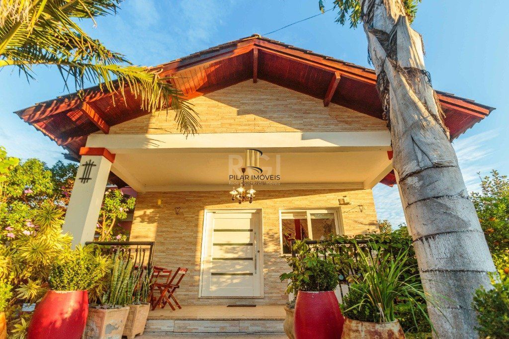 Casa de 498m², bairro Teresópolis