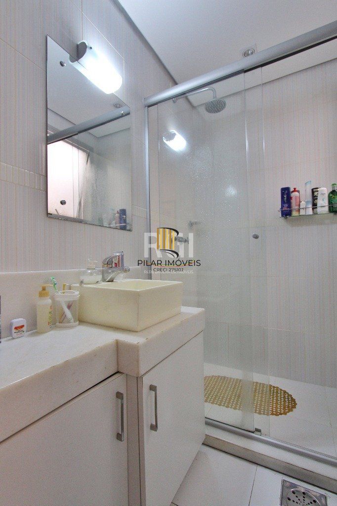 Cobertura para Venda - 177.81m², 3 dormitórios, sendo 1 suites, 1 vaga - Teresópolis