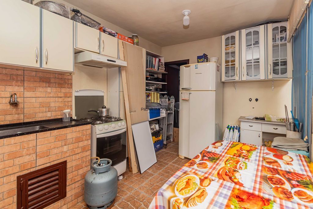 Casa de 3 dormitórios à venda Bairro Rubem Berta - Porto Alegre