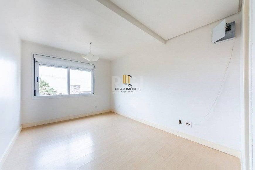 Casa à venda com 2 quartos, 255m² Rua CORONEL GOMES DE CARVALHO, Sétimo Céu, Porto Alegre