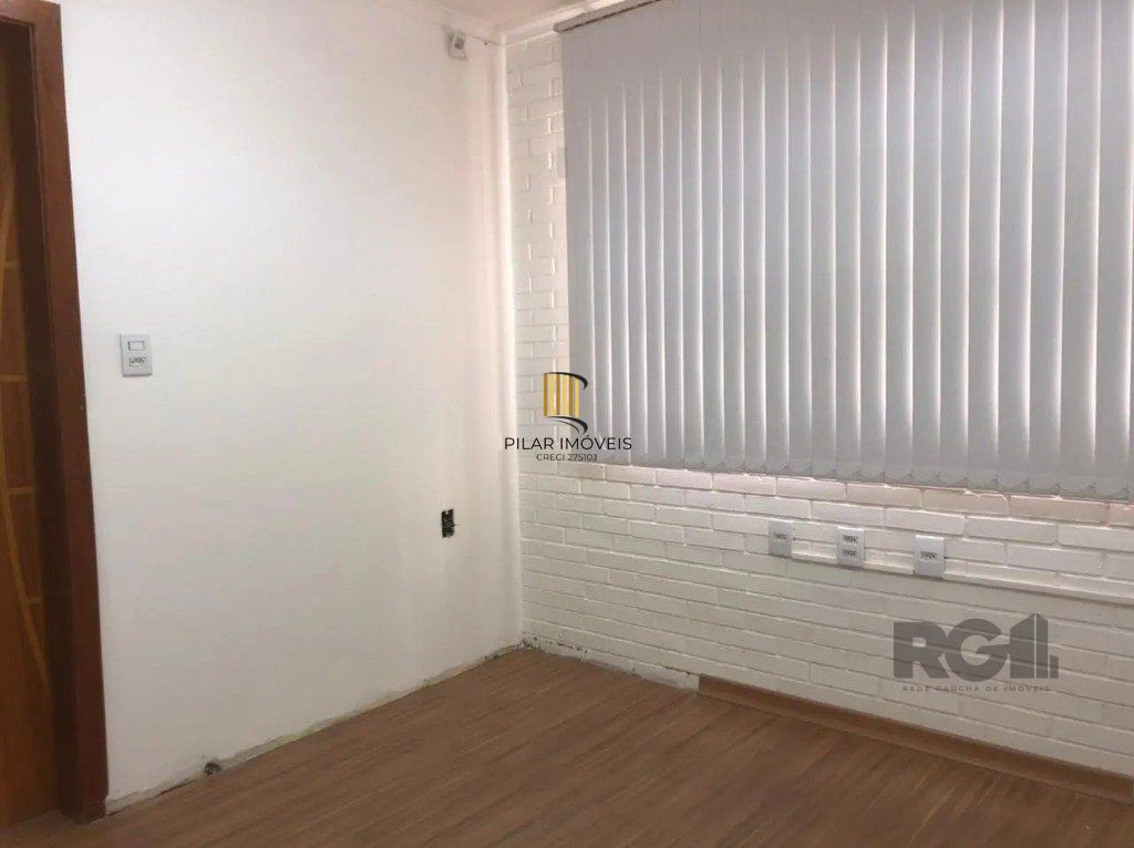 Casa com 3 dormitórios no bairro Rubem Berta
