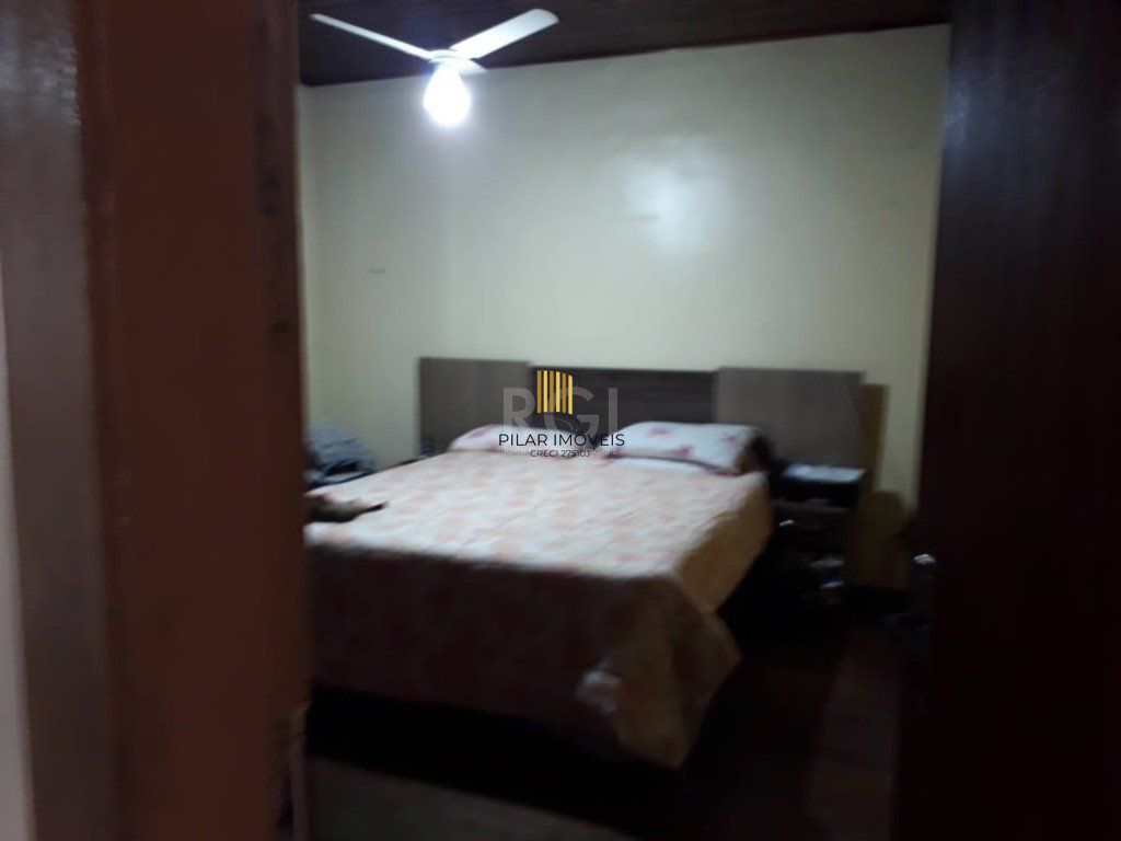 Casa para Venda - 90m², 2 dormitórios, 2 vagas - Cristal