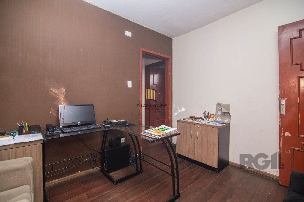 Casa 3 Dormitório(s) Bairro Sarandi