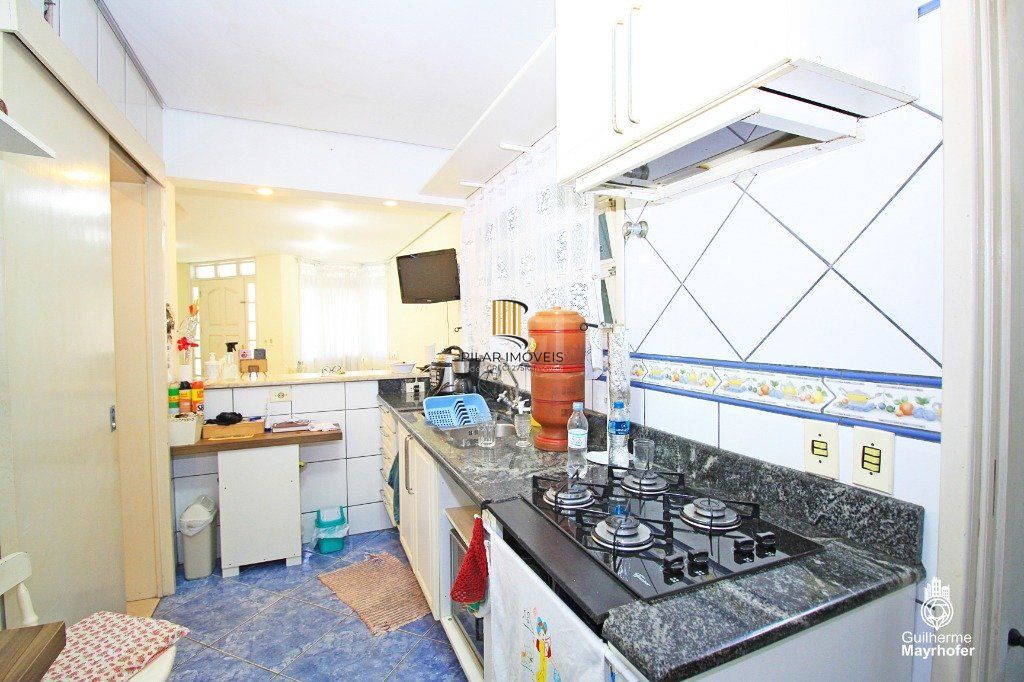 Casa para Venda - 130m², 3 dormitórios, sendo 1 suites, 4 vagas - Sarandi