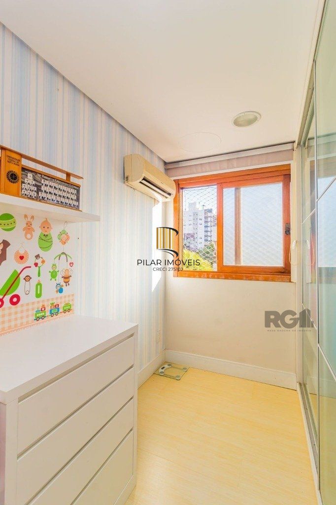 Excelente cobertura de 175m² com 3 dormitórios e 2 vagas.