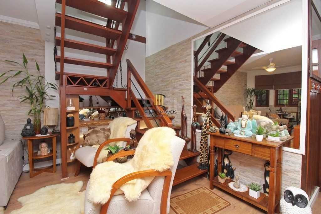 Casa Condominio para Venda - 186.76m², 3 dormitórios, sendo 1 suites, 2 vagas - Guarujá