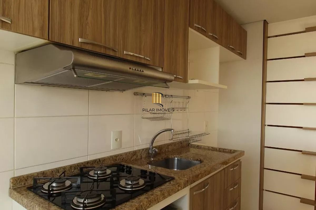 Apartamento de  01 dormitorio com vaga de garagem na Azenha - Porto alegre.