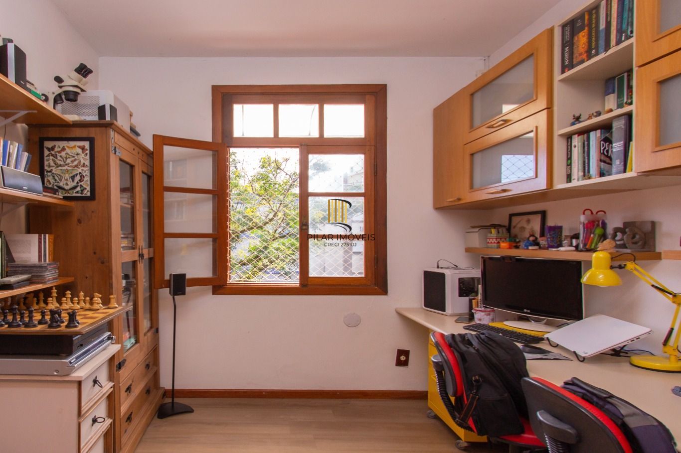 Apartamento à venda com 2 quartos 81 m²