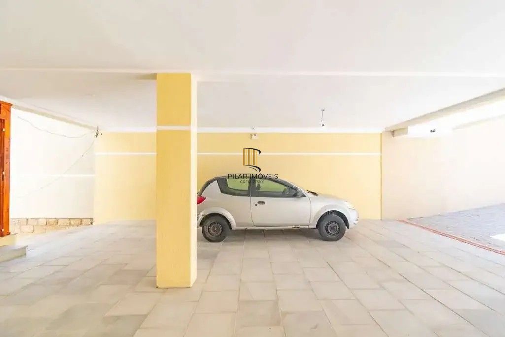 Apartamento 2 dormitórios no bairro Medianeira em Porto Alegre para Alugar