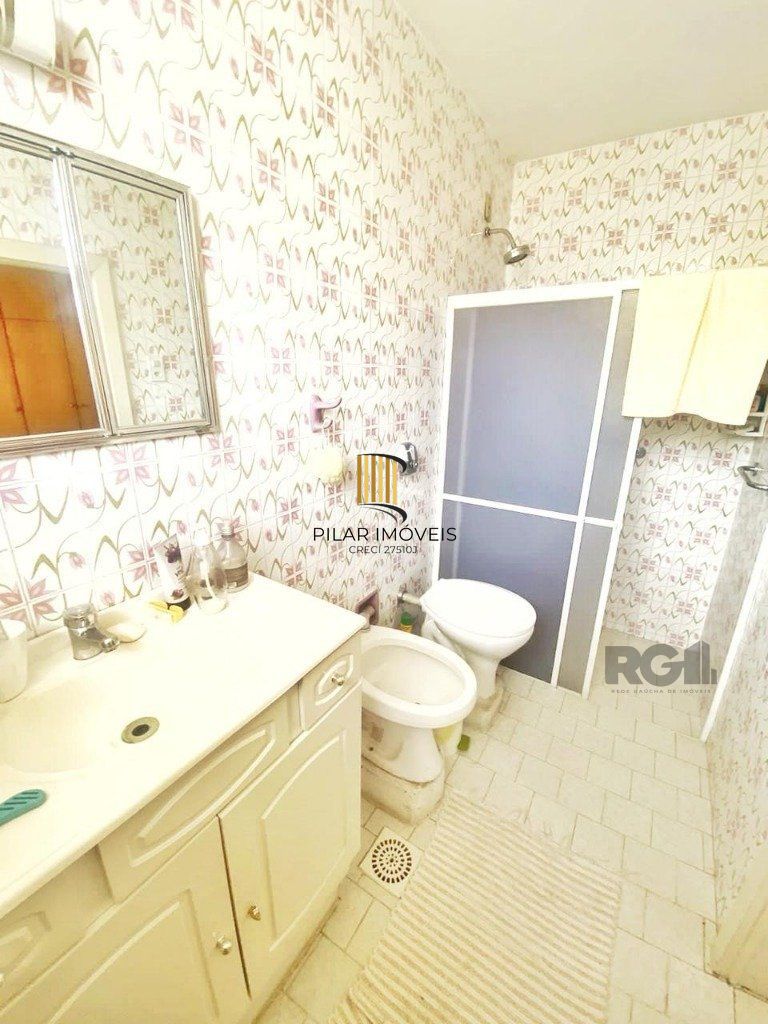 Casa 4 dormitórios no bairro Nonoai