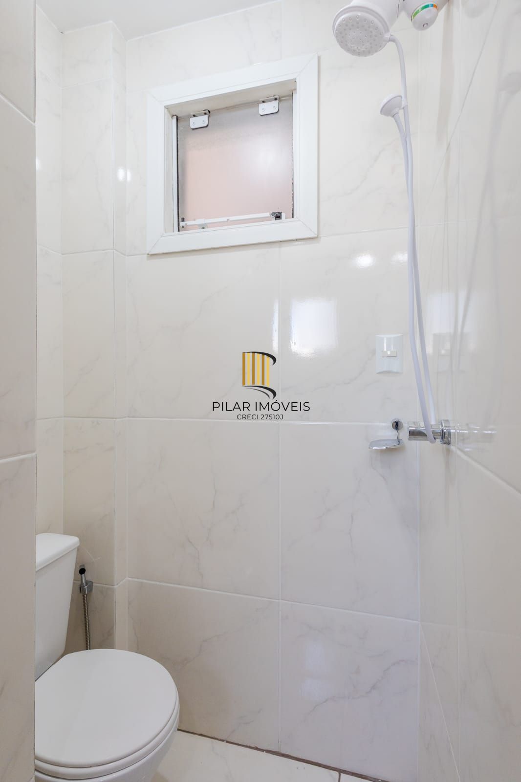 Apartamento de 80 m²semi mobiliado, 3 dormitórios e 1 suíte no Centro Histórico