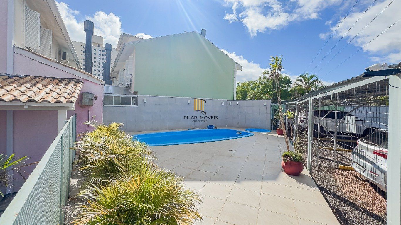 Casa em Condomínio de 2 dormitórios à venda em Sarandi, Porto Alegre.