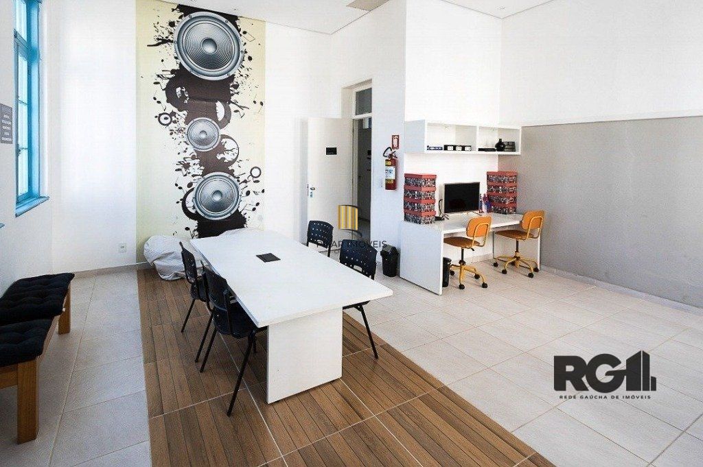Apartamento 72m², 3 dormitórios, 1 vaga no bairro Teresópolis