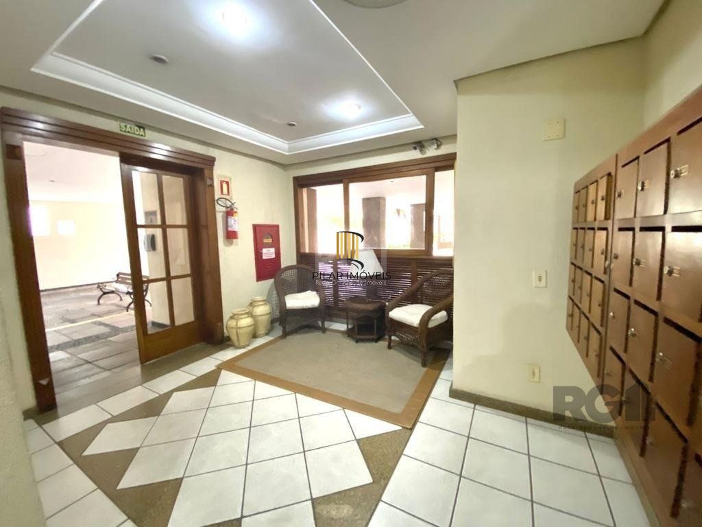 Apartamento 2 dormitórios com elevador e garagem no menino Deus