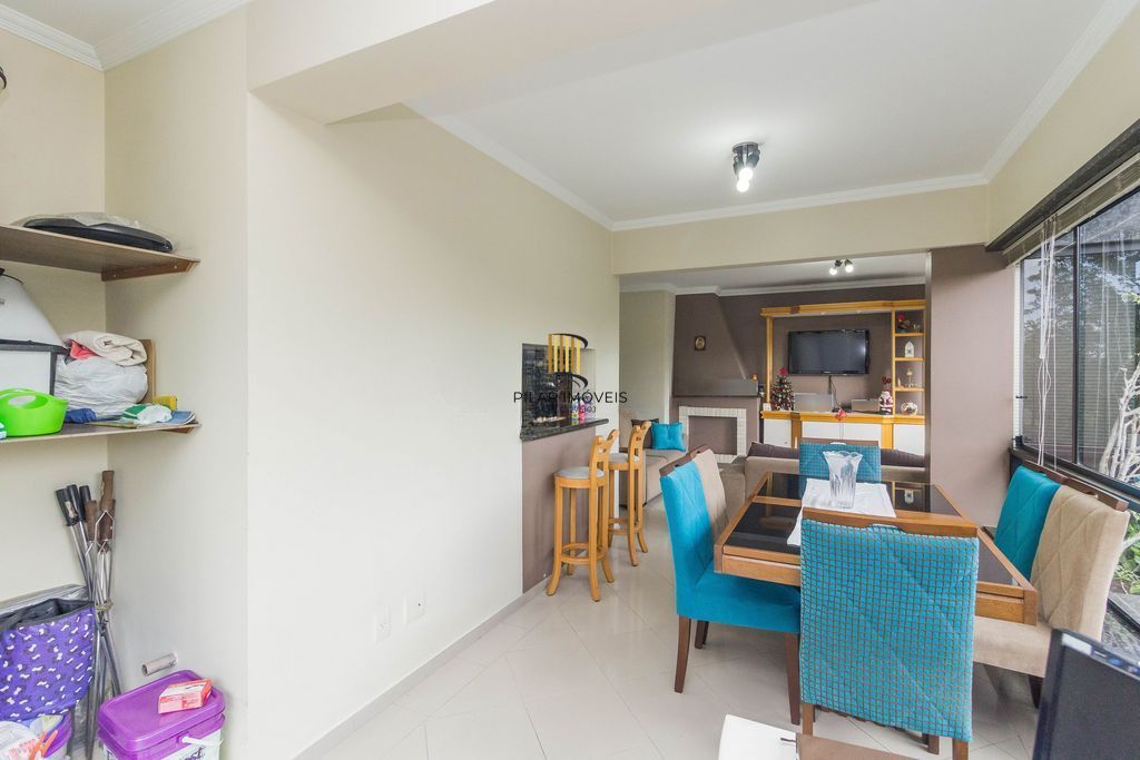 Apartamento de 3 dormitórios no bairro Jardim Itu Sabará - Porto Alegre