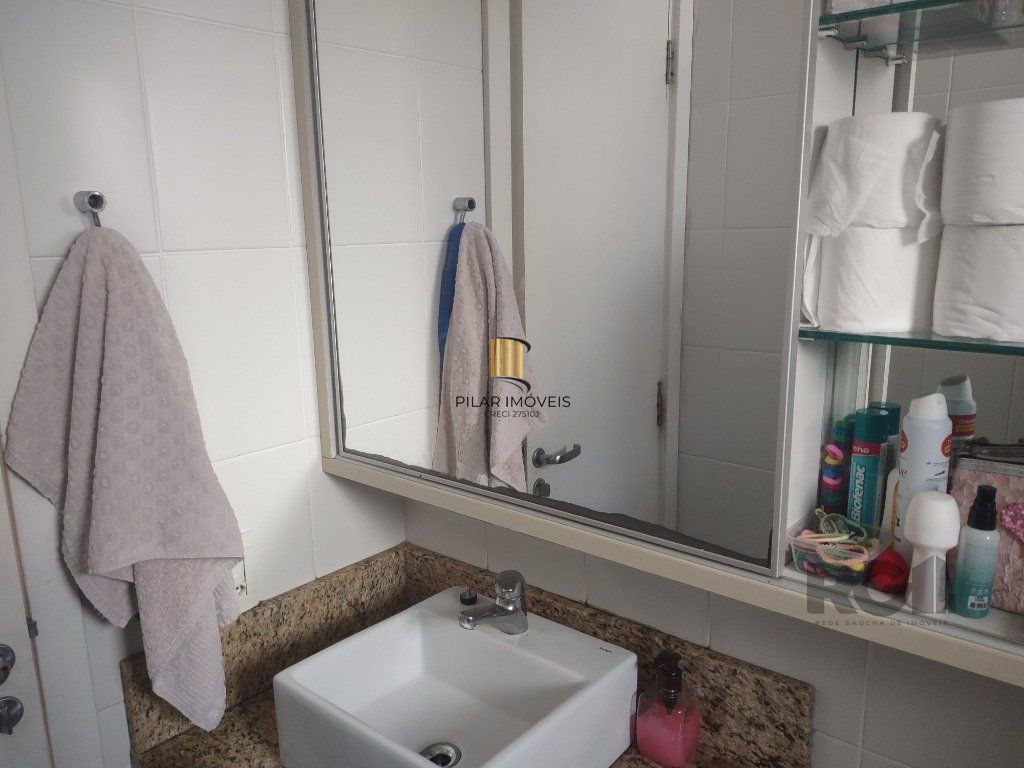 Apartamento para Venda - 80.21m², 3 dormitórios, sendo 1 suites, 1 vaga - Jardim Carvalho, Porto Alegre