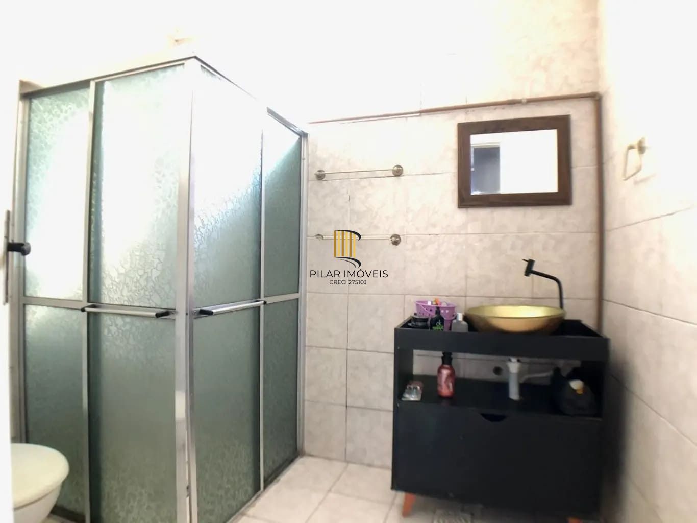 Casa com 2 dormitórios e 150m², no Bairro Jardim Sabará
