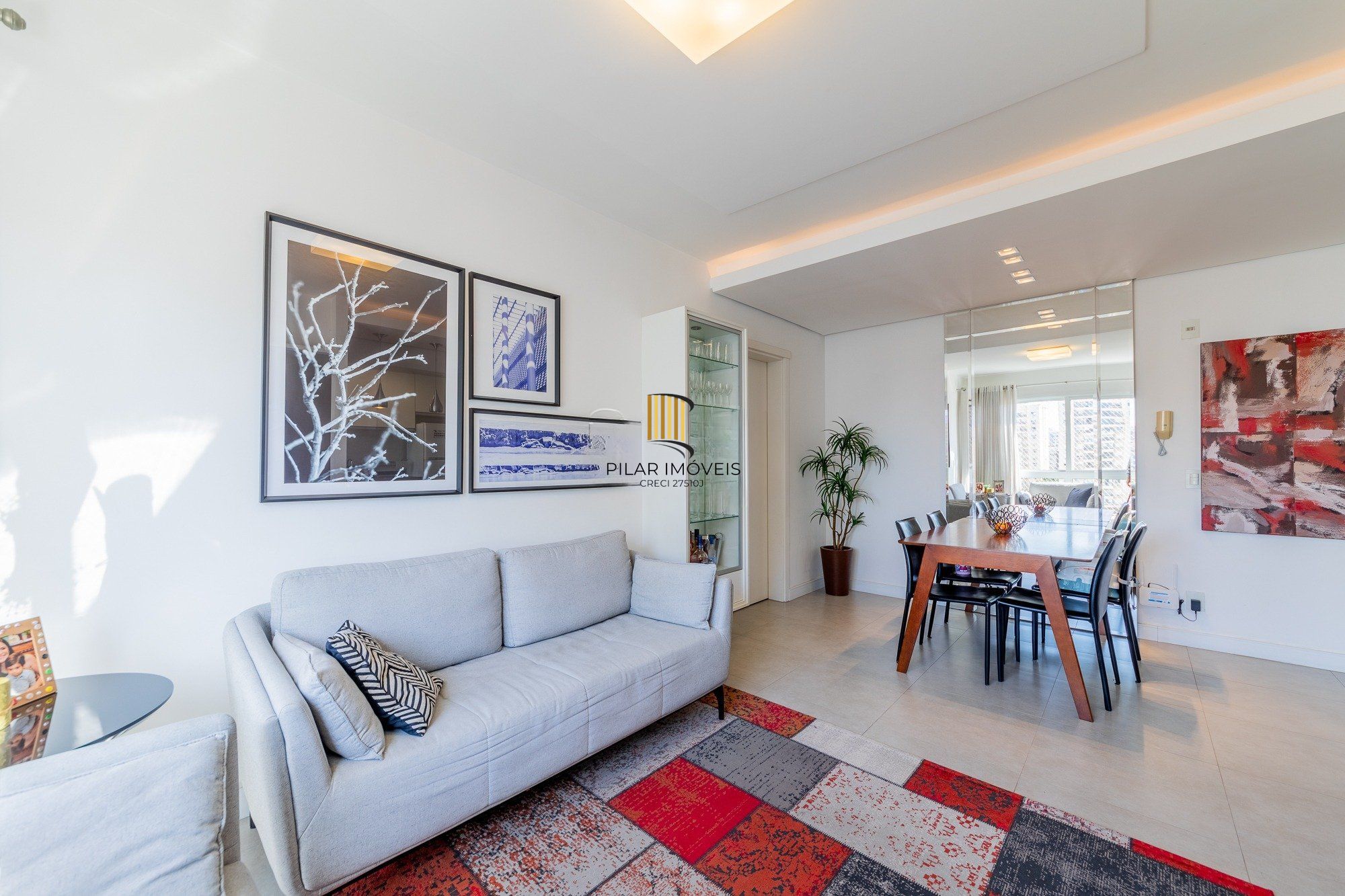 Apartamento com 3 quartos e 79m² à venda em Passo da Areia - Rua Bezerra De Menezes, Passo Da Areia, Porto Alegre - Pilar Imóveis