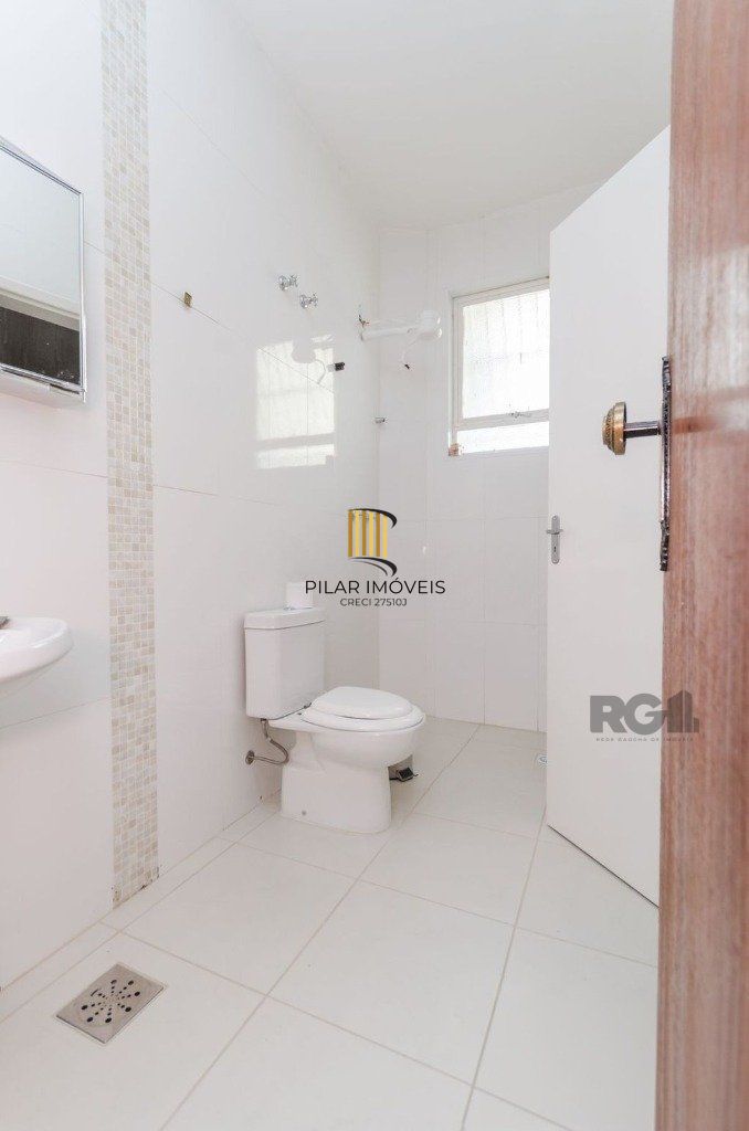 Casa de 4 dormitórios no bairro Três Figueiras