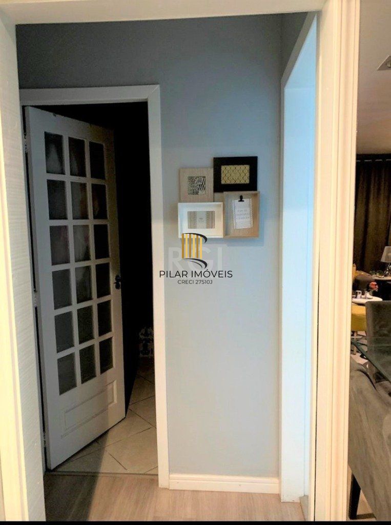 Casa de 67m², 2 dormitórios, 3 vagas no bairro Passo Da Areia