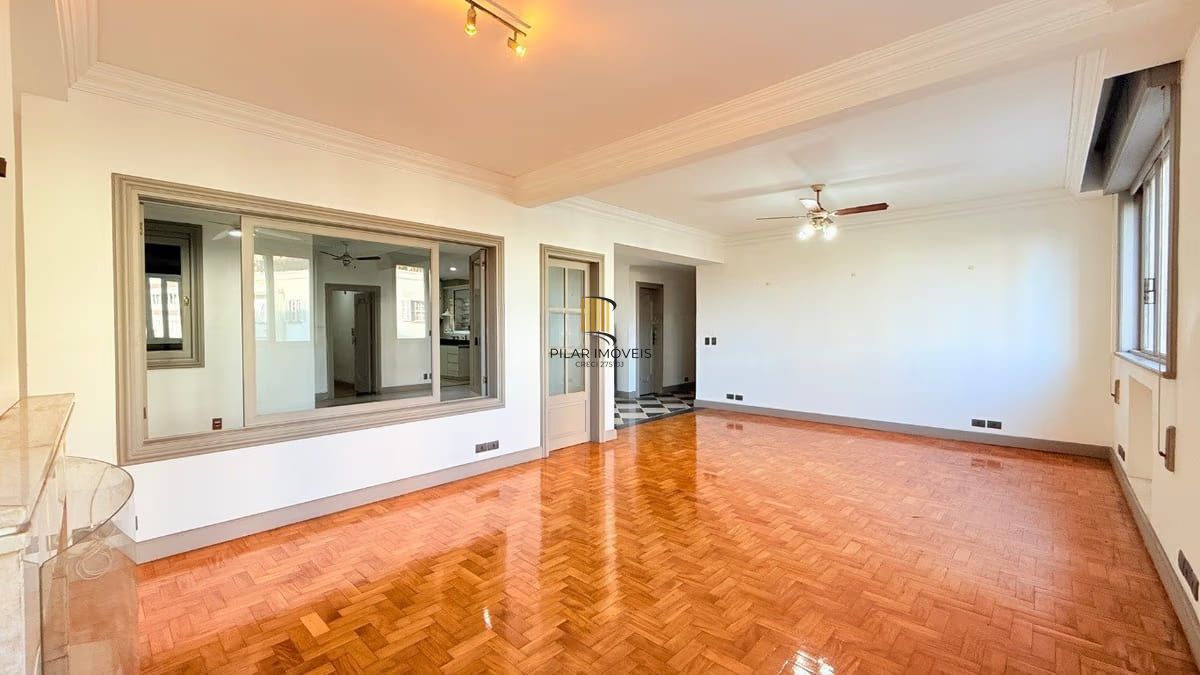 Apartamento de 3 dormitórios à venda em Independência, Porto Alegre