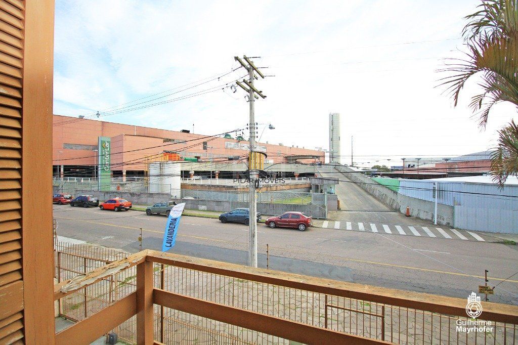 Casa para Venda - 235m², 3 dormitórios, sendo 1 suites, 3 vagas - Sarandi
