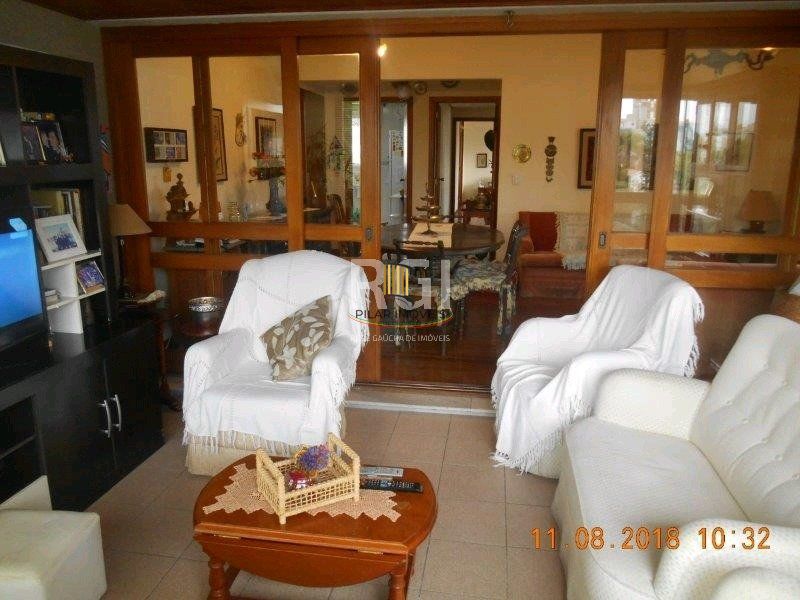 Apartamento para Venda - 137m², 3 dormitórios, sendo 1 suites, 2 vagas - Petrópolis
