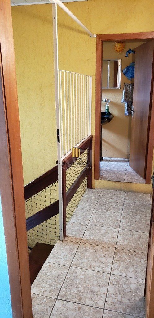 Casa para Venda - 200m², 8 dormitórios, 5 vagas - Teresópolis