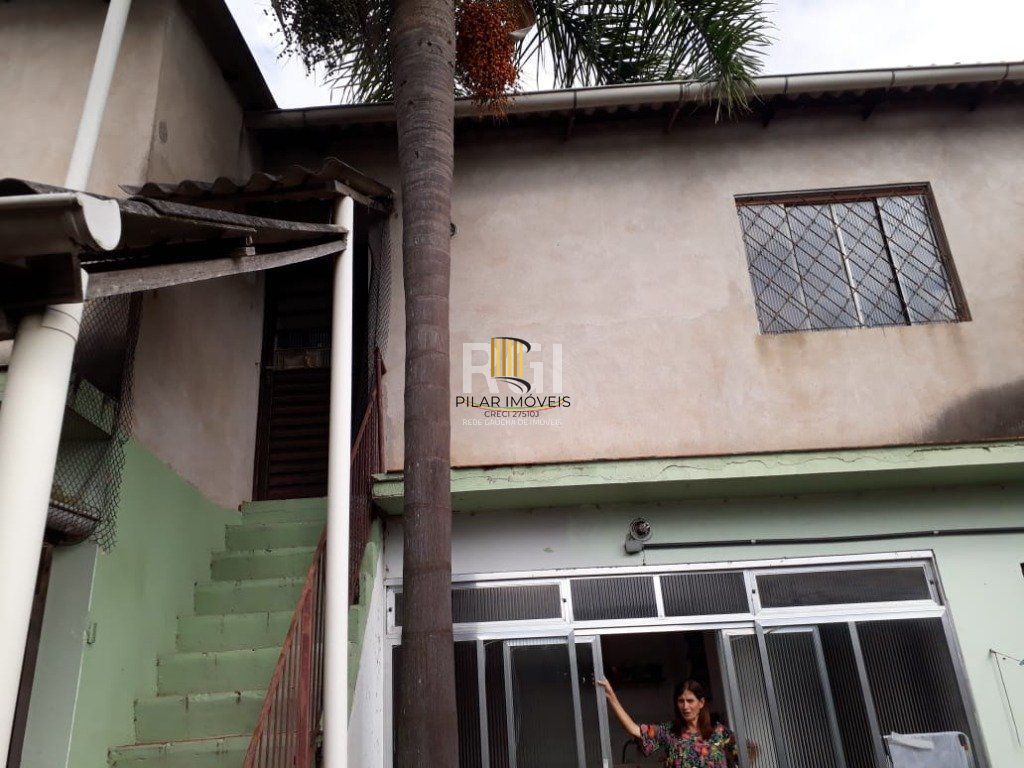 Casa para Venda - 120m², 3 dormitórios, sendo 1 suites, 3 vagas - Nonoai