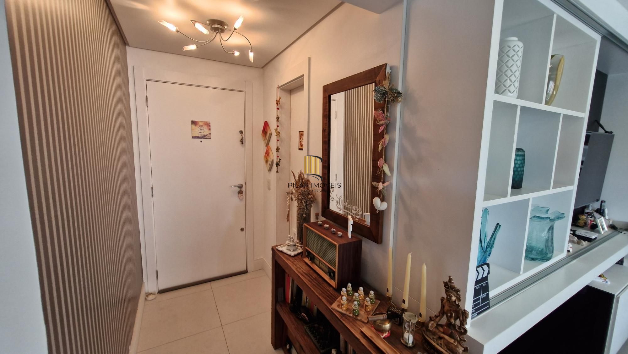 Apartamento mobiliado no Central Parque, 3 dormitorios sendo 1 suíte, banheiro social, lavabo, 114,00m² área privativa, 2 garagens