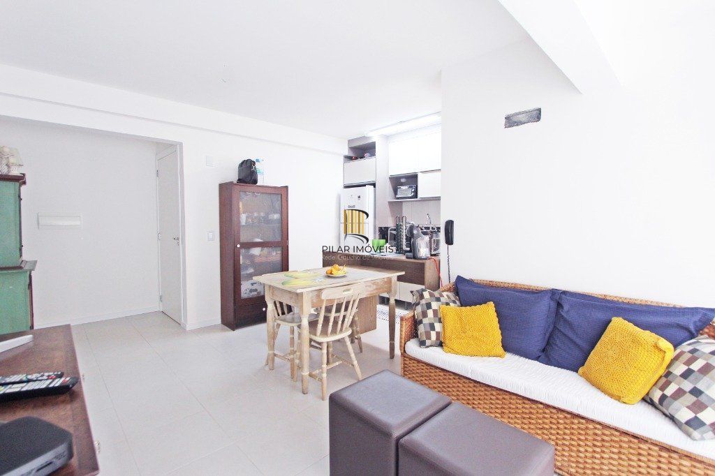 Apartamento para Venda - 75.43m², 1 dormitório, 2 vagas - Santo Antonio