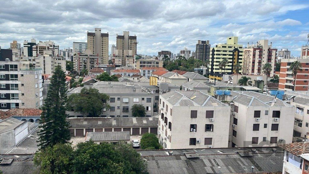 Cobertura Duplex para Venda - 269,97², 3 dorm, 1 suite, 2 vagas - Menino Deus