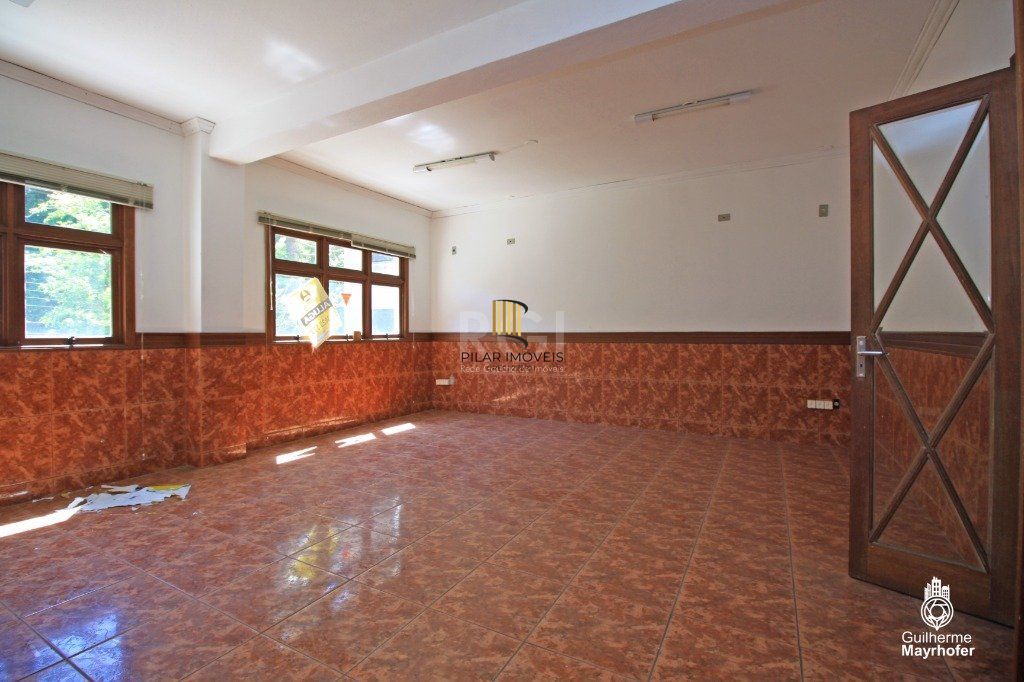 Casa para Venda - 258m², 3 dormitórios, sendo 1 suites, 3 vagas - Rio Branco