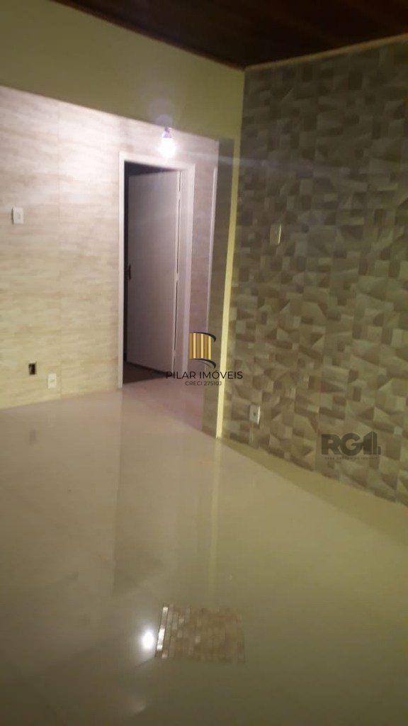 Casa 3 Dormitório(s) Bairro Campo Novo
