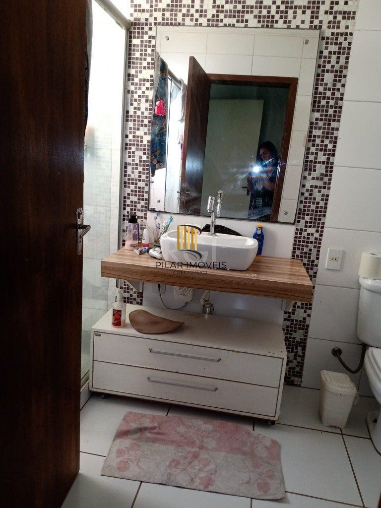 Casa para Venda - 159m², 3 dormitórios, 3 vagas - Menino Deus