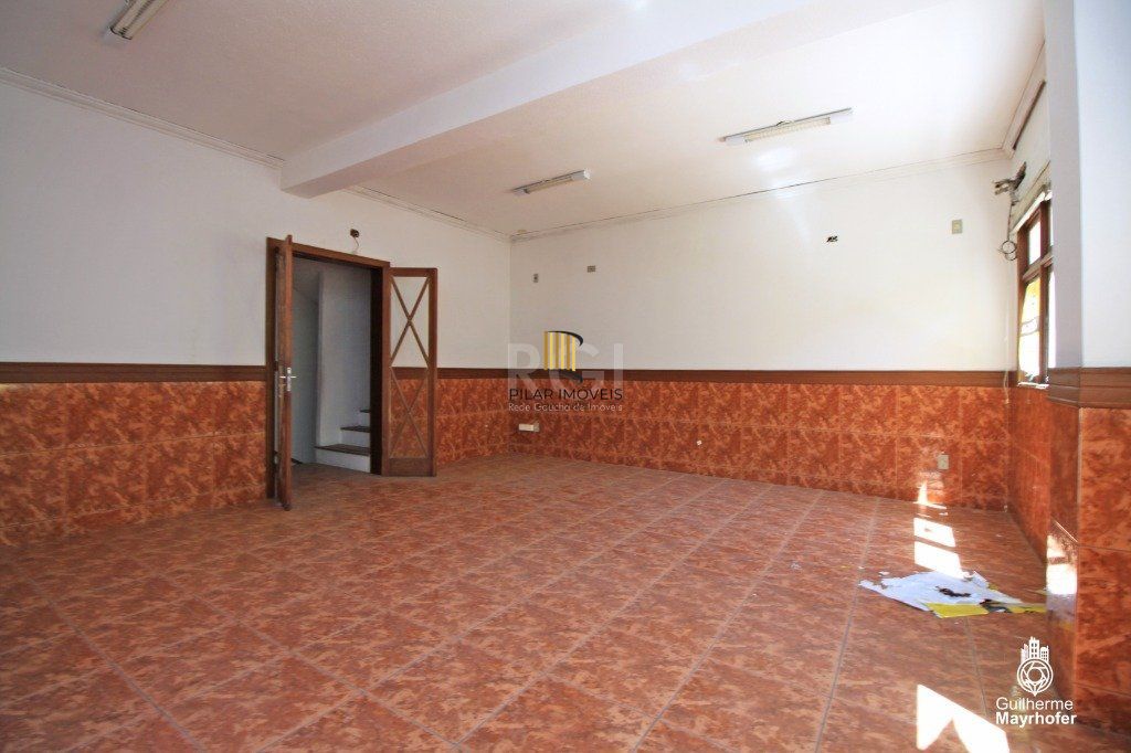Casa para Venda - 258m², 3 dormitórios, sendo 1 suites, 3 vagas - Rio Branco