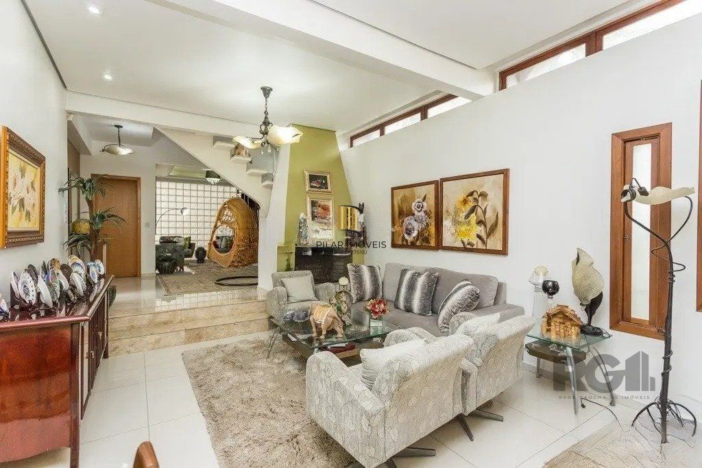 Casa com 3 dormitórios no bairro Jardim Lindóia