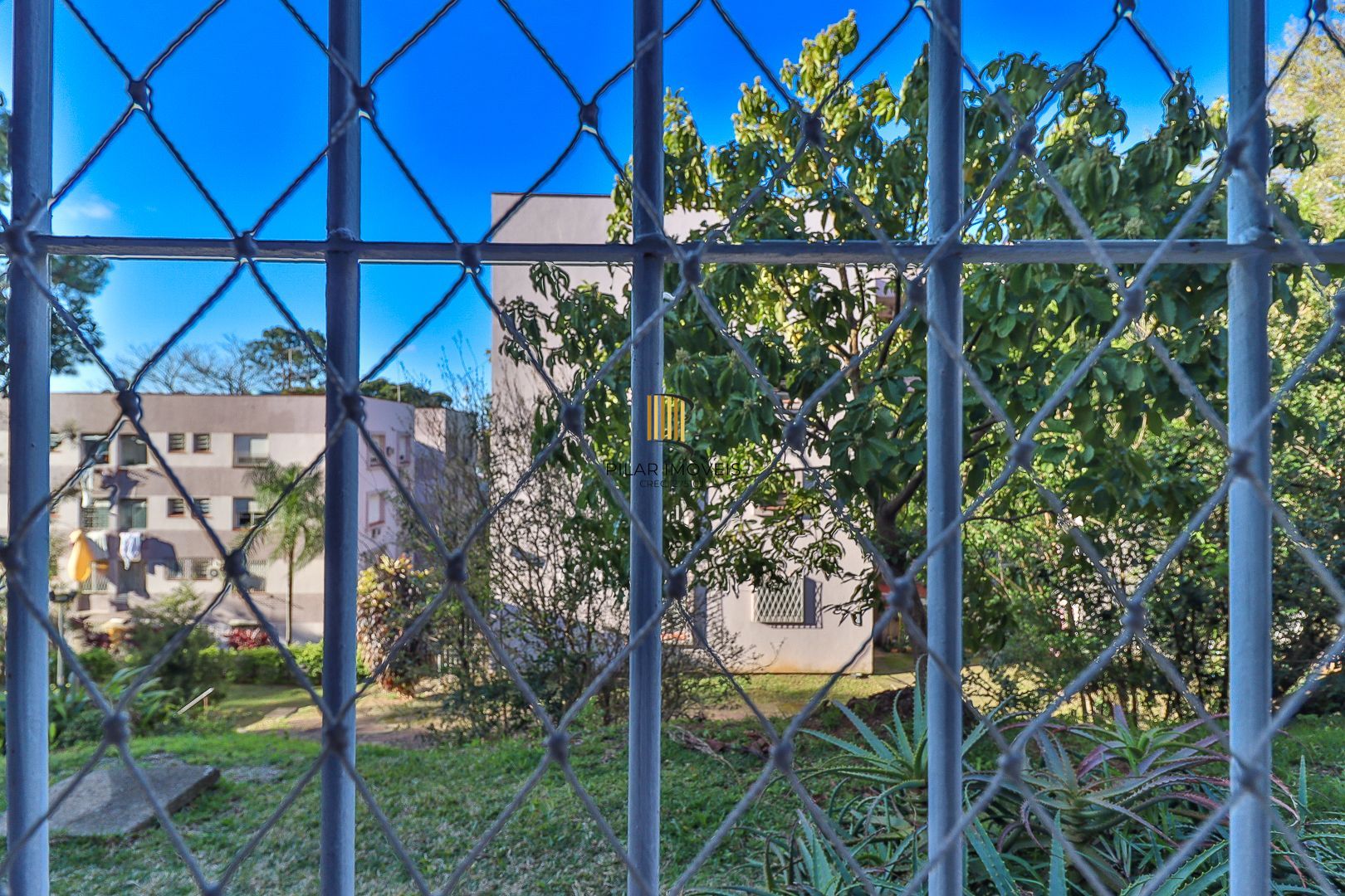 Apartamento Terreo de 03 dormitórios,reformado no bairro Teresópolis-Porto Alegre /RS