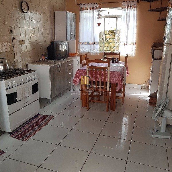 Casa 4 dormitórios no bairro Cavalhada