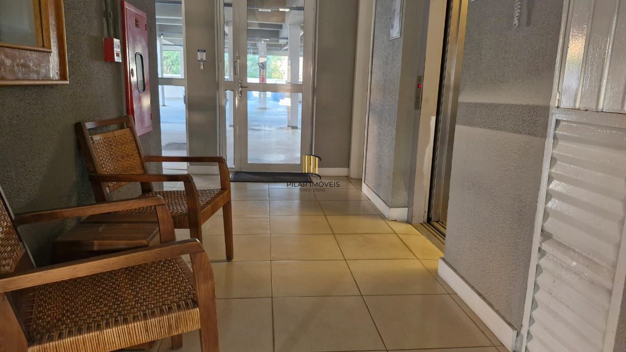 Apartamento no teresopolis, 2 dormitorios, sala, cozinha, banheiro e 1 garagem.